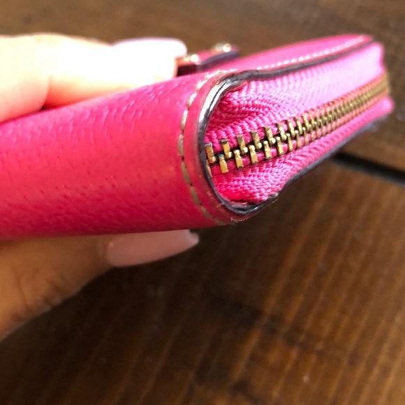 Kate Spade Wallet - Picture 2 of 7